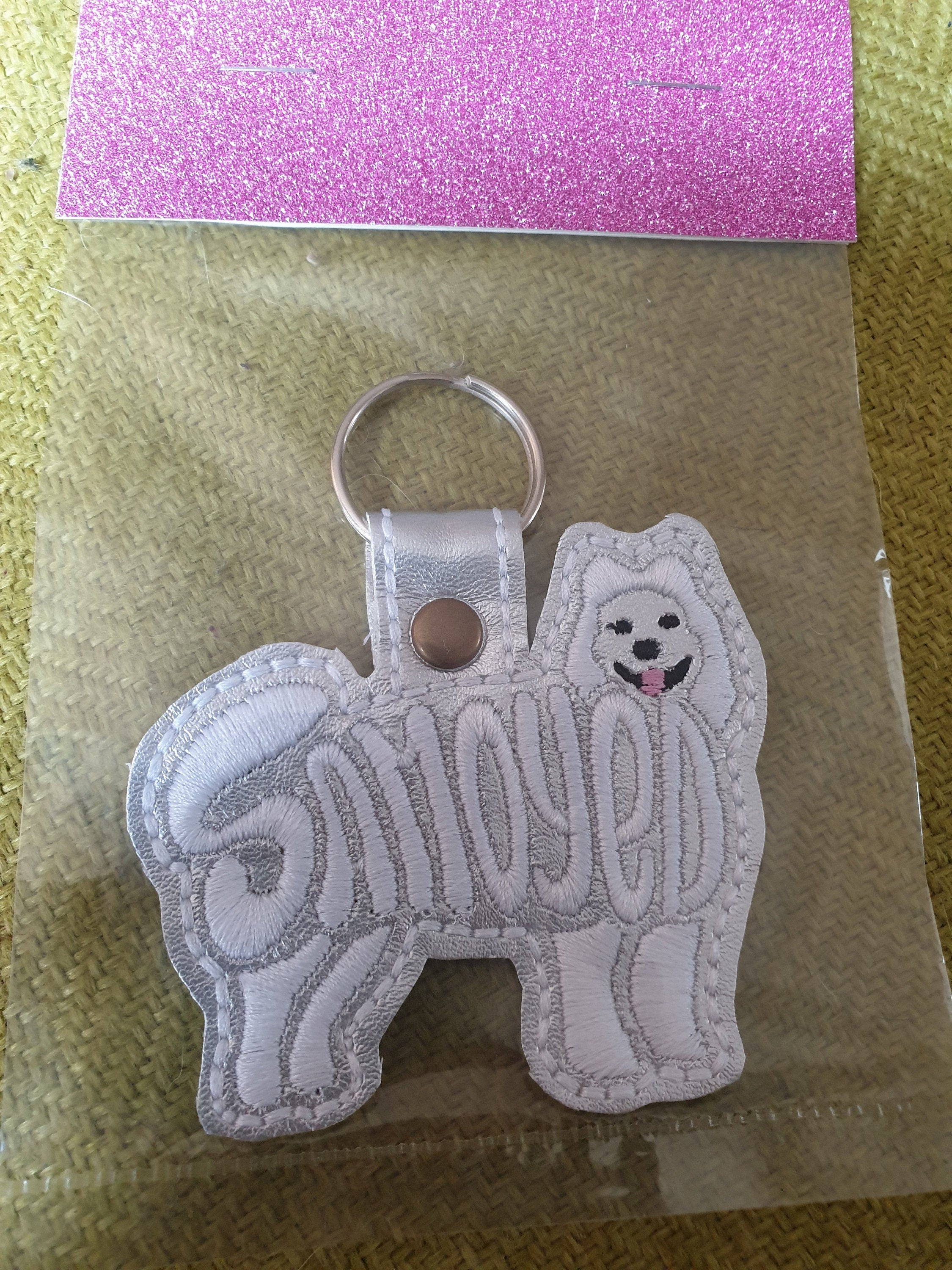 Embroidered Samoyed Keyring: Vinyl Dog Key Fob