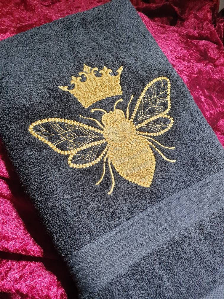Embroidered Queen Bee Towels: Bathroom Decor