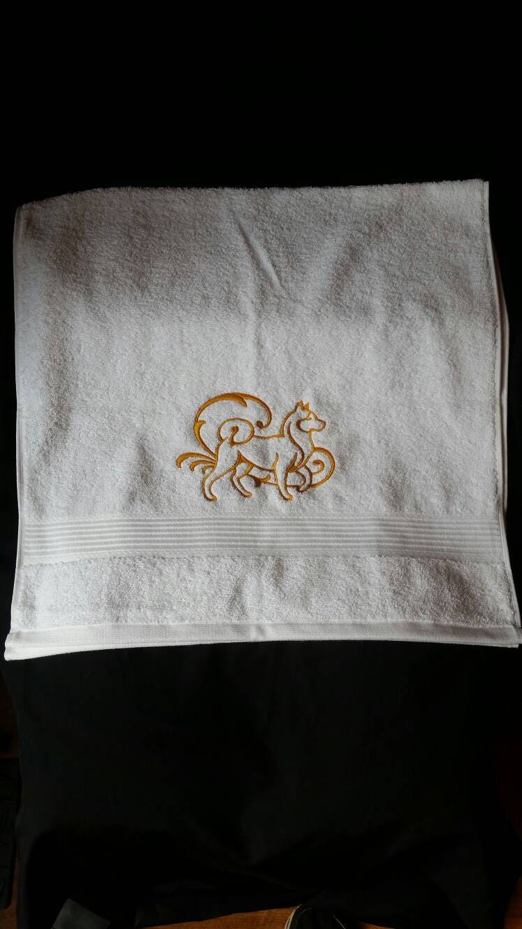 Embroidered Akita Hand Towel: Dog Lover Gift