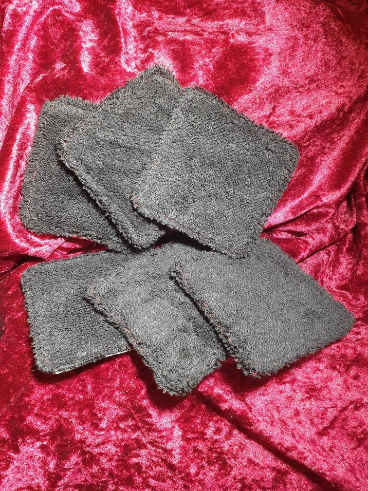 Gothic Reusable Face Wipes: Skull & Roses Makeup Remover Pads (Pack of 6)