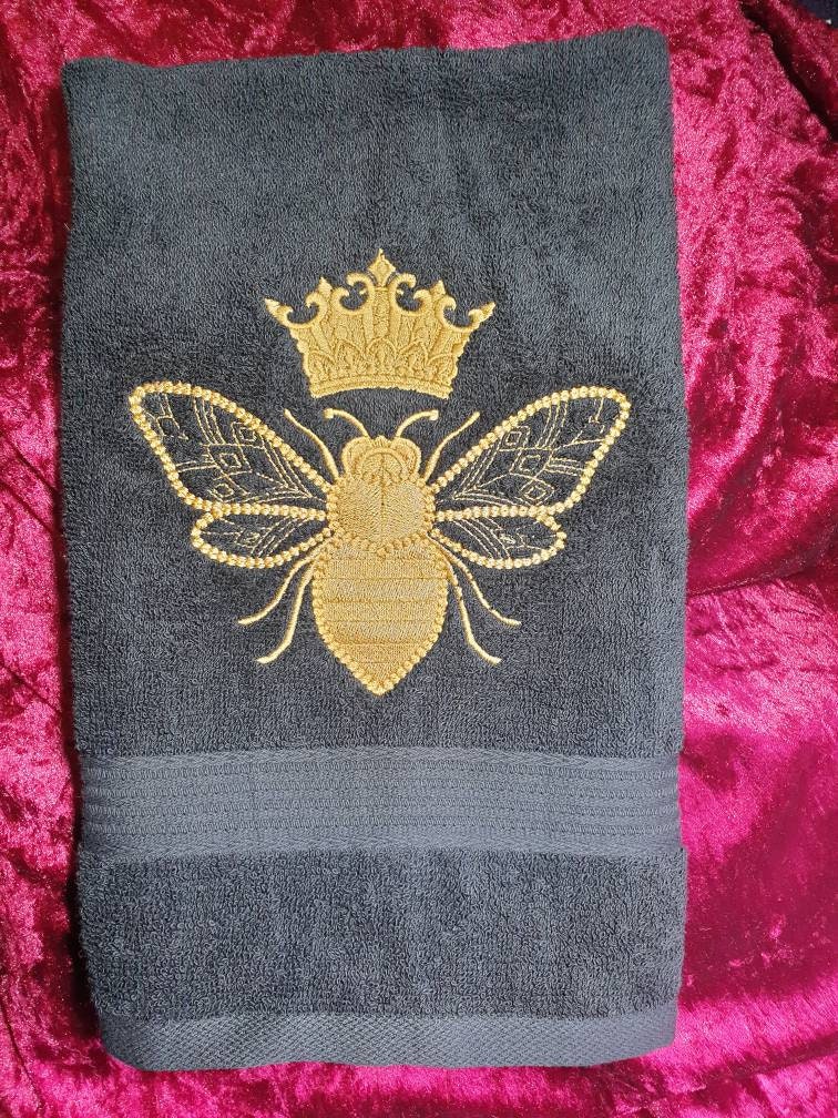 Embroidered Queen Bee Towels: Bathroom Decor