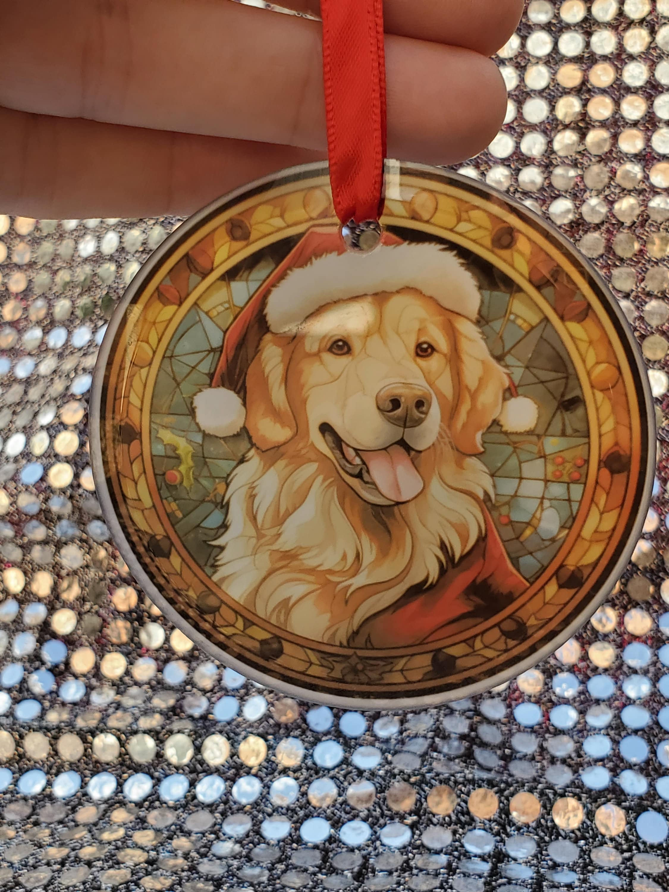 Golden Retriever Christmas Ornament: Printed Stained Glass Suncatcher