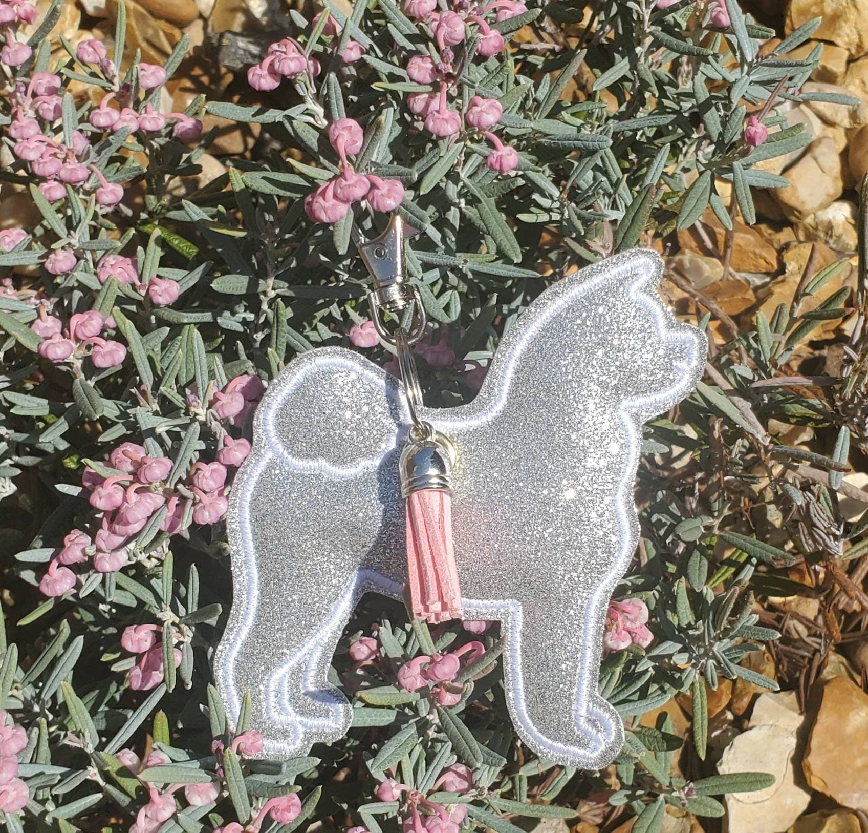 Glitter Akita Bag Charm: Handmade Vinyl Dog Keyring