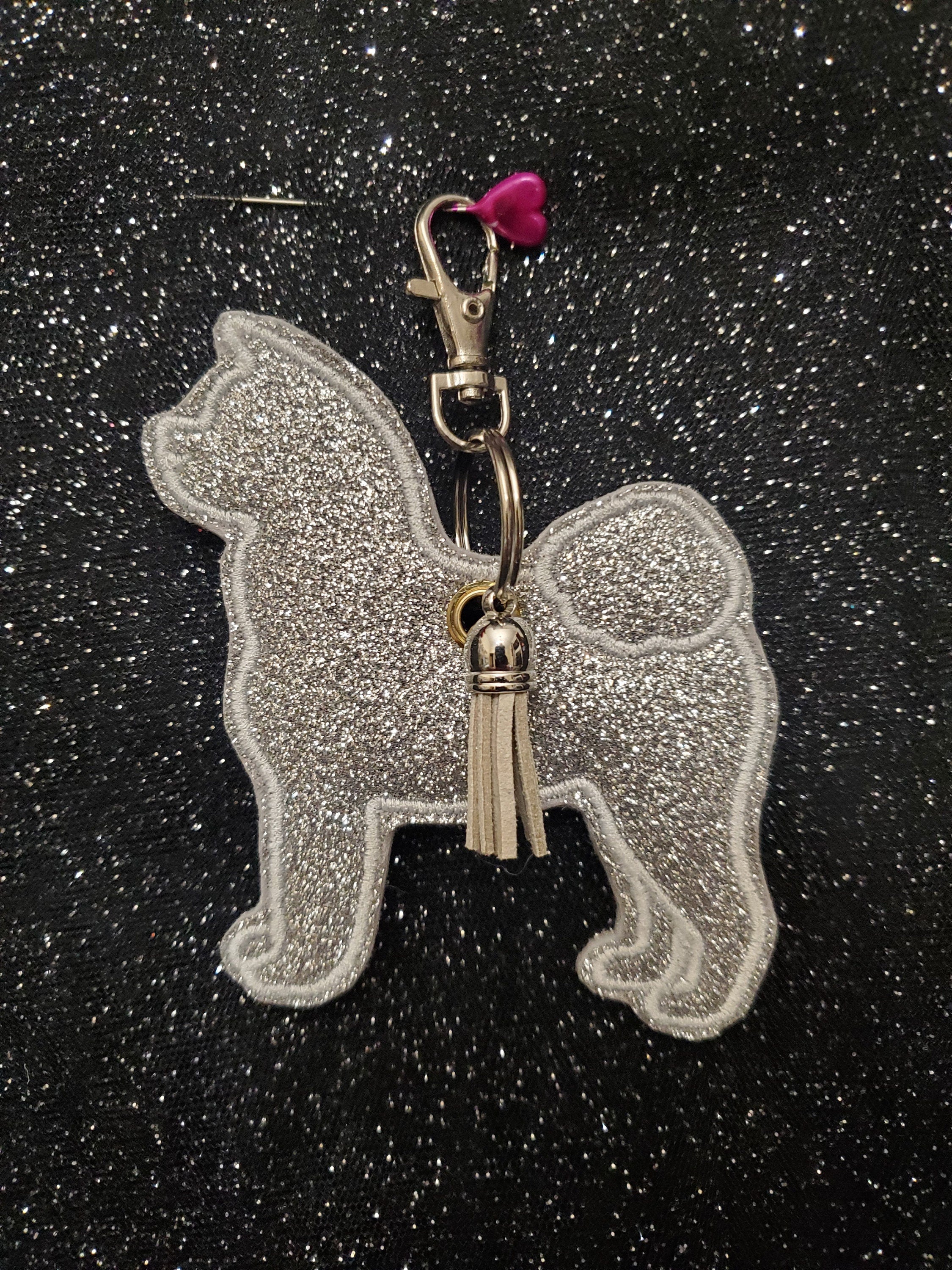 Glitter Akita Bag Charm: Handmade Vinyl Dog Keyring