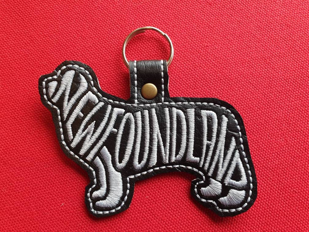Embroidered Newfoundland Dog Keyring: Vinyl Key Fob