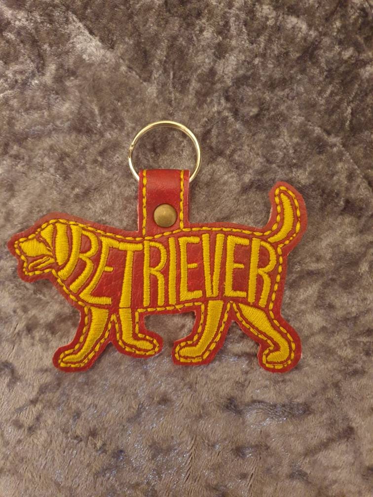 Embroidered Retriever Keyring: Vinyl Dog Key Fob