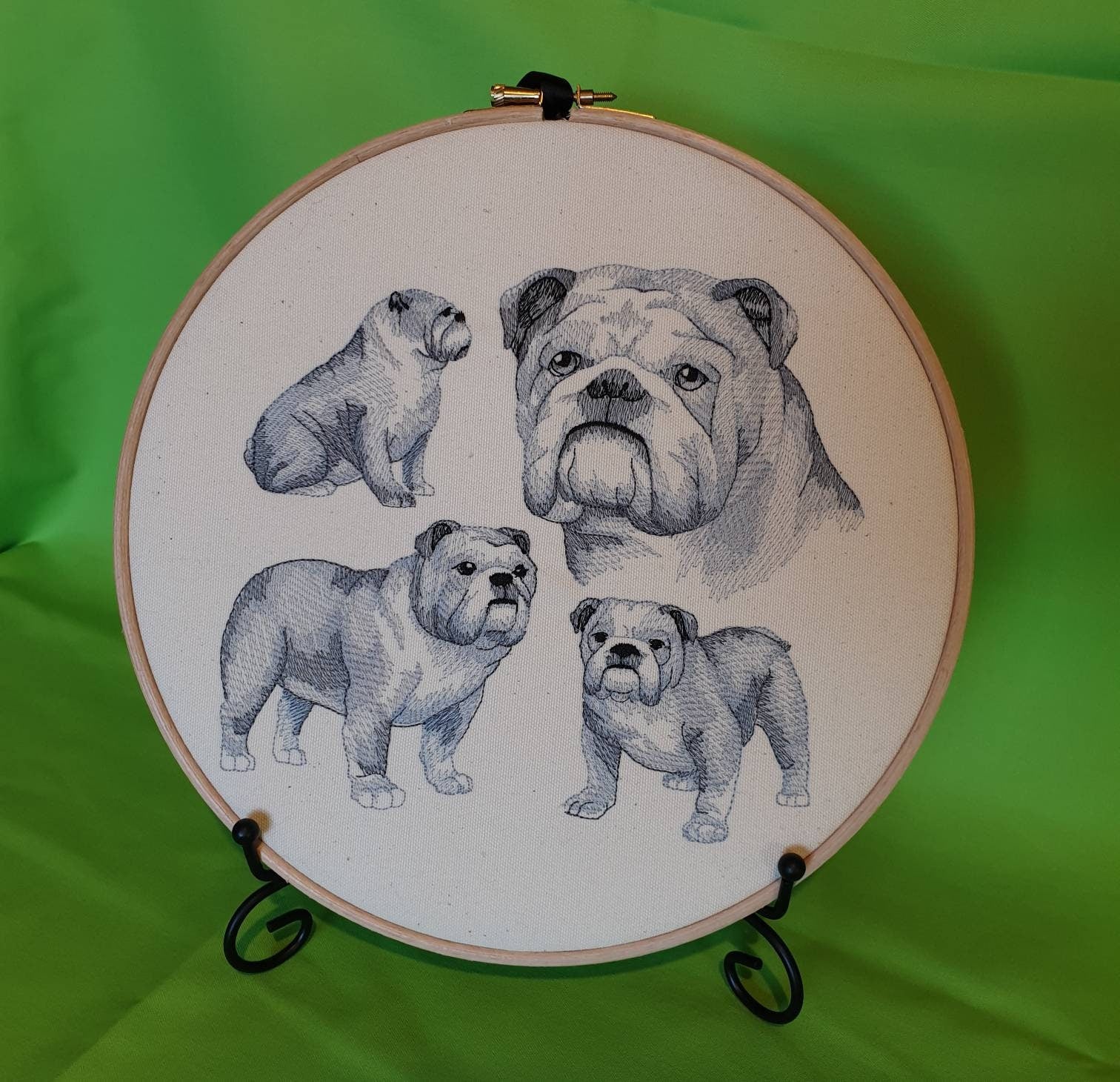 Handmade Embroidered Bulldog Hoop Art: 10-inch Wall Hanging