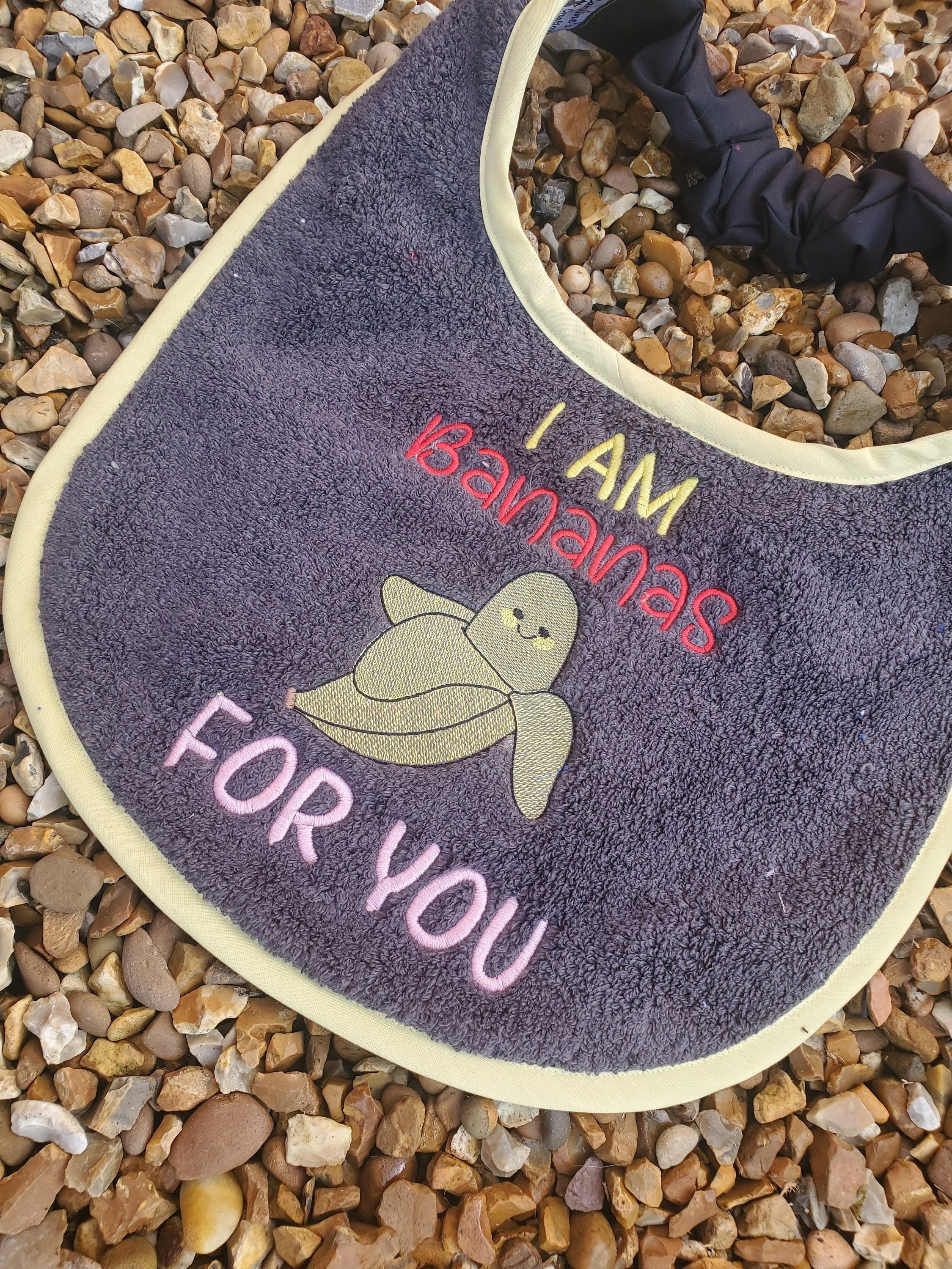 Large Breed Dog Terry Towel Bib: Newfoundland, St Bernard