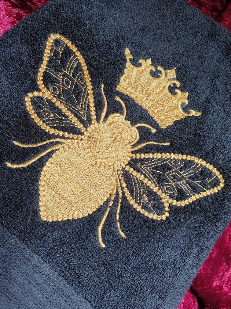 Embroidered Queen Bee Towels: Bathroom Decor