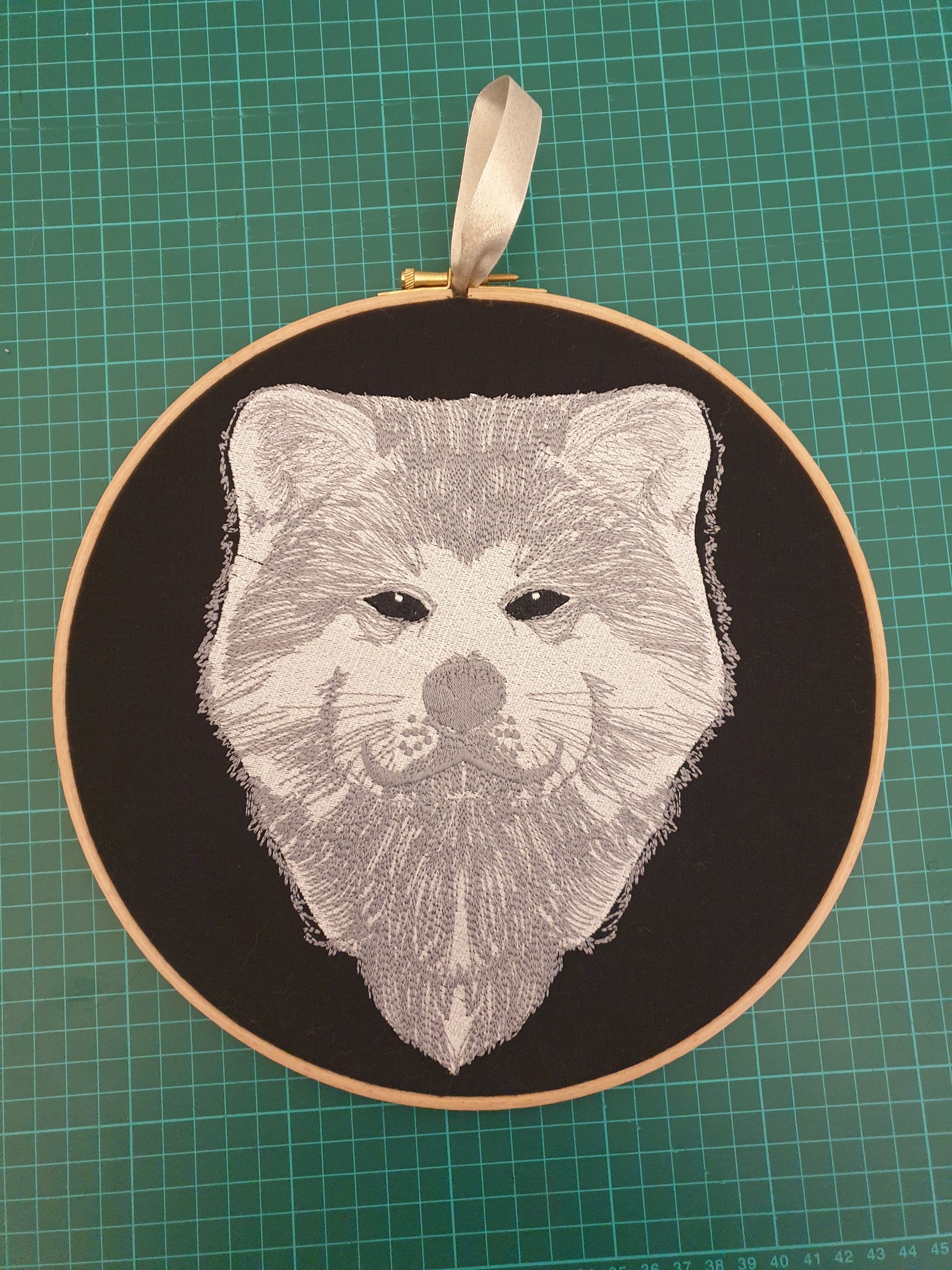 Akita Inu Embroidery Hoop Art: Japanese Dog Breed Decor