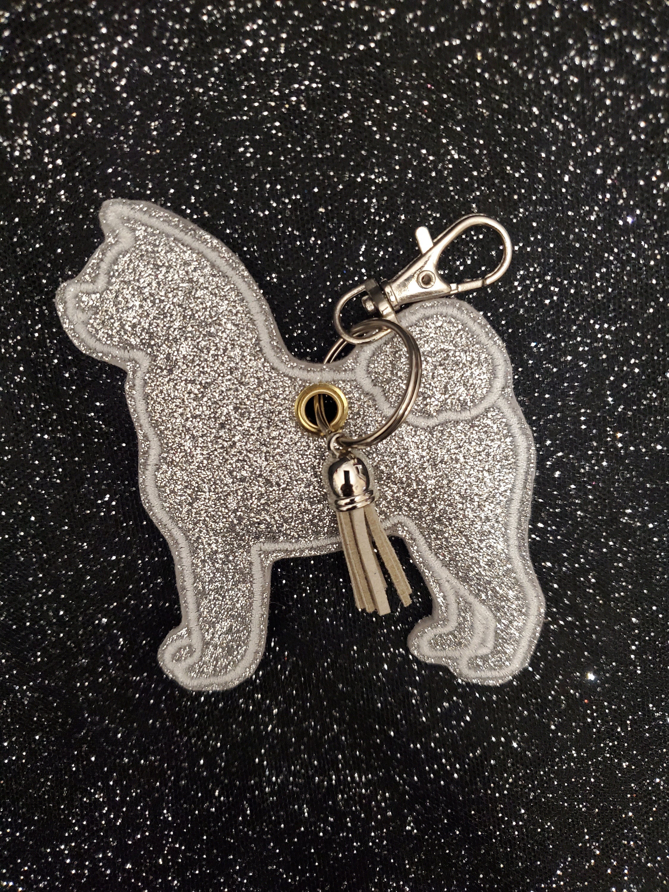 Glitter Akita Bag Charm: Handmade Vinyl Dog Keyring