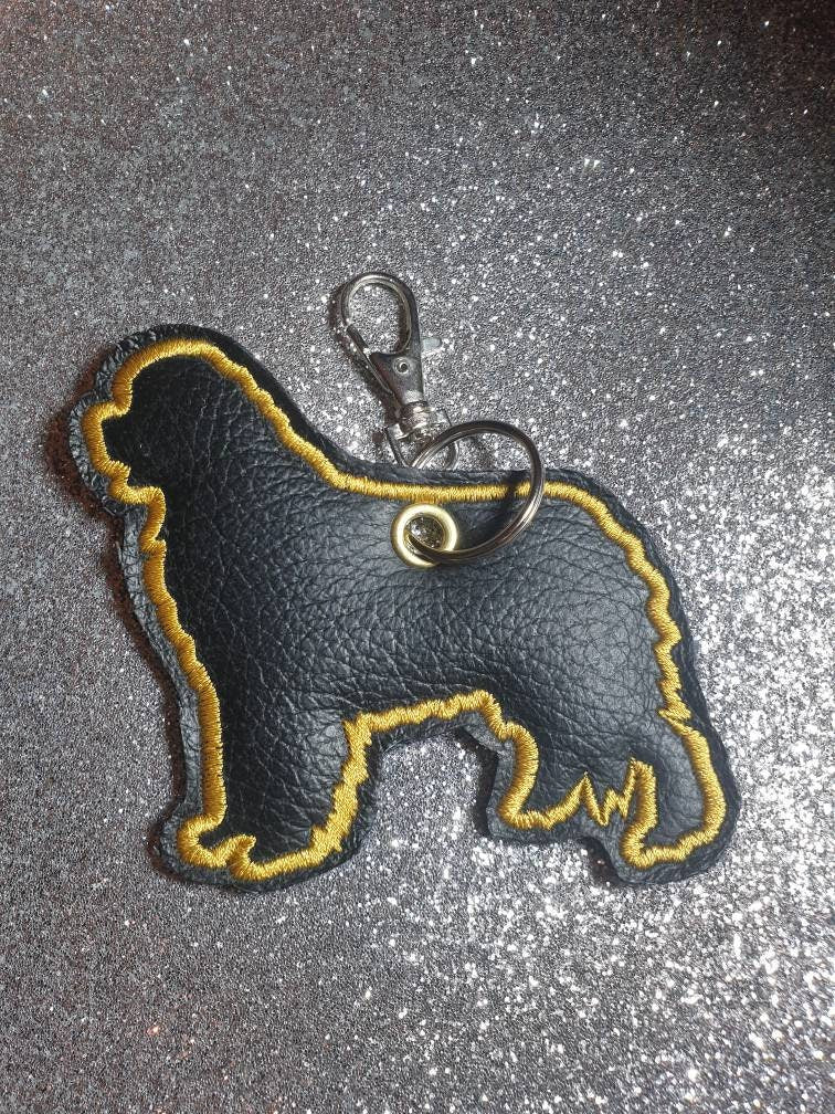 Leather Newfoundland Dog Charm: Embroidered Pet Silhouette