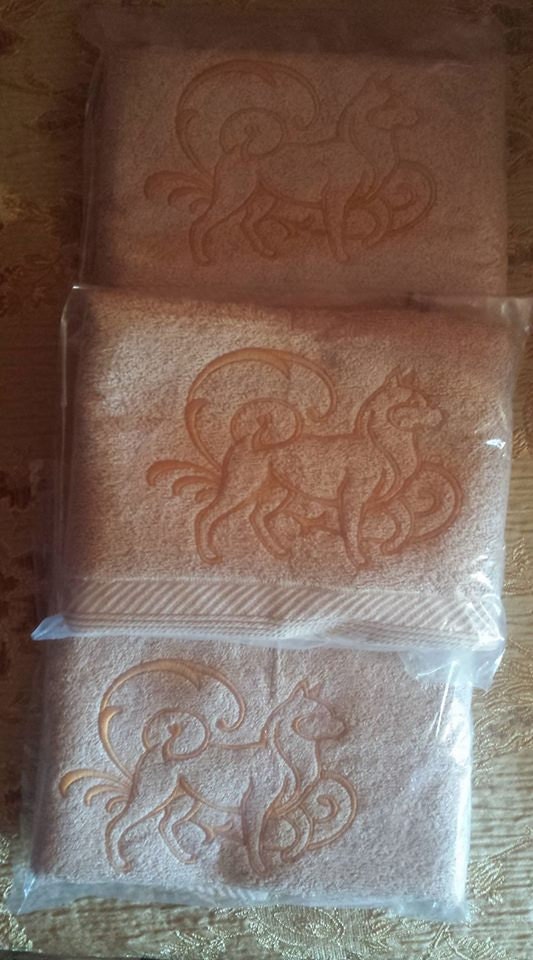 Embroidered Akita Hand Towel: Dog Lover Gift