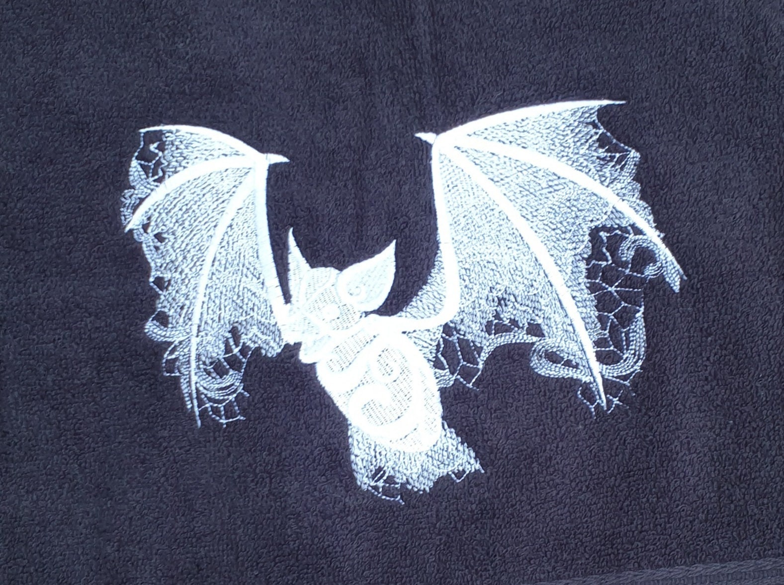 Bat Embroidery Hand Towel: Gothic Halloween Bathroom Decor