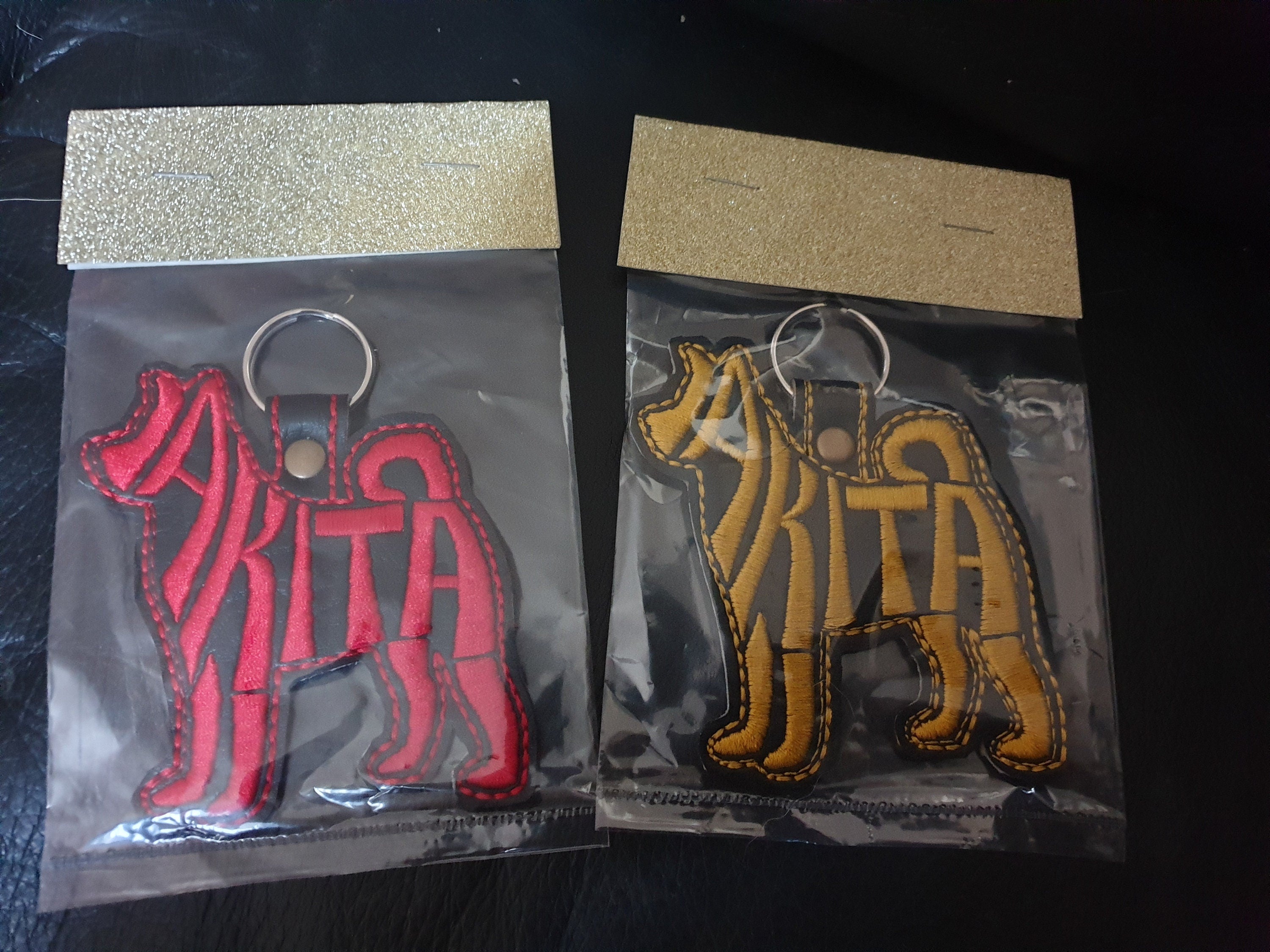 Embroidered Akita Keyring: Faux Leather Dog Key Fob